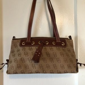 Classic Dooney and Bourke Shoulder Bag